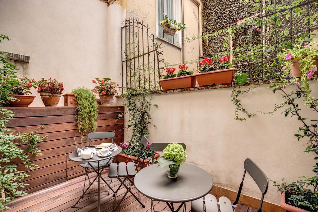 The Club Navona Guesthouse O Affittacamere Rome Exterior photo